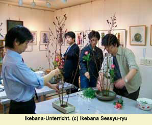 Ikebana-Unterricht
