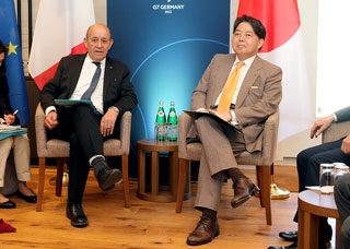 Treffen der Außenminister Japans und Frankreichs (2)