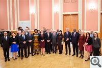 Der gemeinsame Höflichkeitsbesuch mit 20 Botschafter bei der Regierende Bürgermeisterin von Berlin, Frau Franziska Giffey