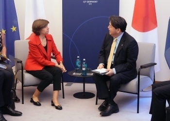 Treffen der Außenminister Japans und Frankreichs