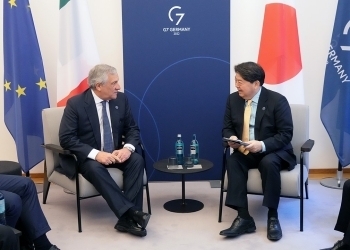 Treffen der Außenminister Japans und Italiens