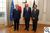 Höflichkeitsbesuch beim Ministerpräsidenten von Baden-Württemberg, Herrn Kretschmann mit Herrn Generalkonsul Maekawa aus München