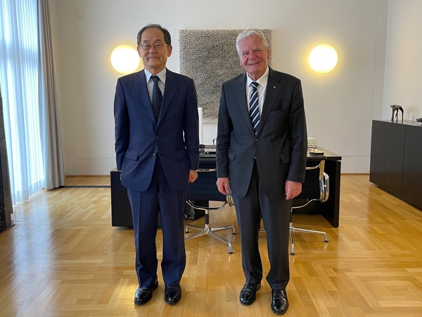 Höflichkeitsbesuch beim früheren Bundespräsidenten Herrn Joachim Gauck