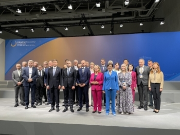 Vizeminister Fukazawa am Ministertreffen der 