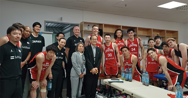 Besuch beim japanischen Basketball-Nationalmannschaft in der Uber Arena