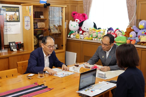 Höflichkeitsbesuch beim Gouverneur der Präfektur Saitama, ONO Motohiro