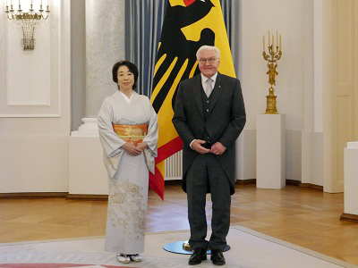 Akkreditierung von Frau Botschafterin Shino im Schloss Bellvue