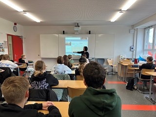 Schulbesuch Ludwig-Leichhardt-Gymnasium in Cottbus (2)