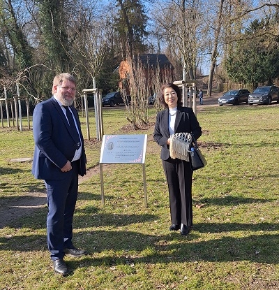 Teilnahme an der Gedenkfeier Todestag Dr. KOENUMA Nobutsugu (1)
