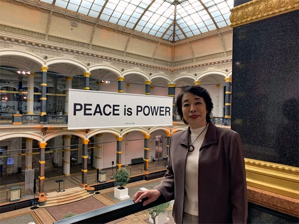 Teilnahme an der Vorab-Eröffnung der Ausstellung "Yoko Ono: Music of the MInd" im Gropius Bau