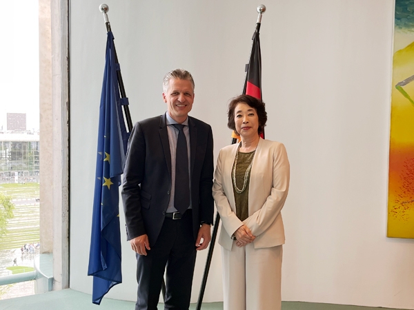 Höflichkeitsbesuch beim Chef des Bundeskanzleramts Thorsten Frei