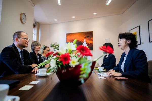 Höflichkeitsbesuch beim Bundesminister für Umwelt, Klimaschutz, Naturschutz und nukleare Sicherheit, Carsten Schneider