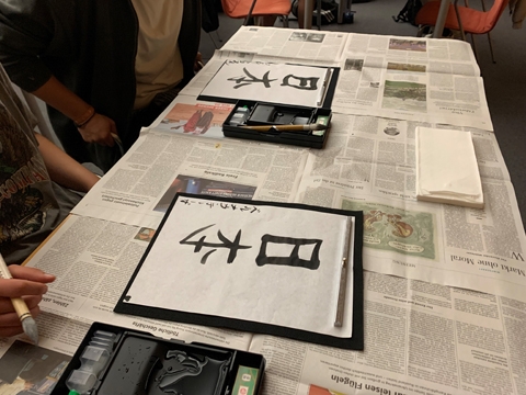 Besuch Ludwig-Leichhardt-Gymnasium (Cottbus) in der Botschaft (1)