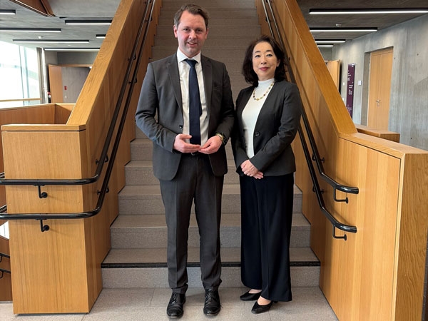 Höflichkeitsbesuch beim Vorsitzenden der Deutsch-Japanischen Parlamentariergruppe im Bundestag, Dr. Andreas Lenz