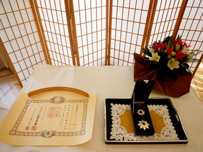 Zeremonie zur Verleihung der Medaille an den ehemaligen Berliner Bürgermeister Müller